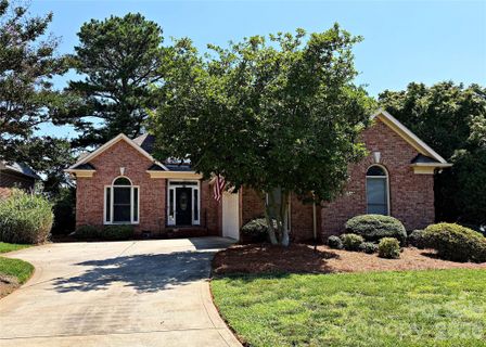 17120 Players Ridge Drive active home in The Peninsula, Cornelius, NC