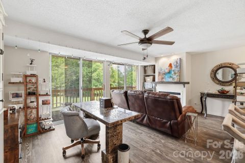Homes in Pheasant Knoll, Matthews