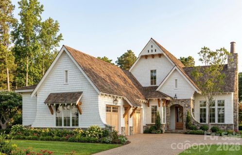 11 Walker Cove Road