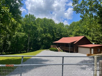 114 Woodstock Lane active home in Clearwater Creek, Rutherfordton, NC