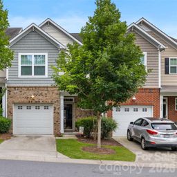 7044 Woodsbay Lane