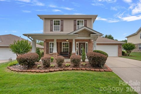 7538 April Mist Trail pending home in Tanners Creek, Huntersville, NC
