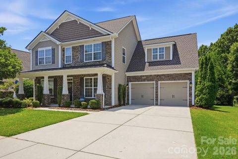 13813 Baytown Court pending home in Arbormere, Huntersville, NC