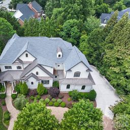2132 Foxcroft Woods Lane