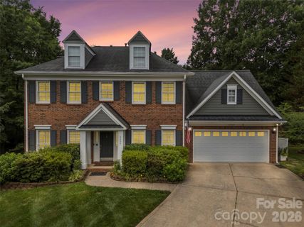 6202 Hickory Cove Lane pending home in Highland Creek, Charlotte, NC