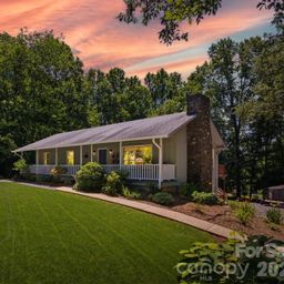 104 Oakwood Drive
