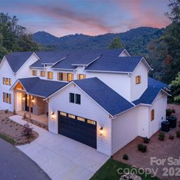 11 Magnolia View Trail