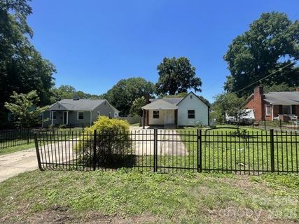 1212 Meadow Lane Lane active home in Plaza Forest, Charlotte, NC