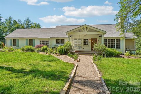 28 Ridgefield Place active home in Biltmore Forest, Asheville, NC
