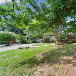 214 Walnut Avenue