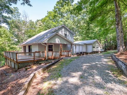 766 Skyland Drive