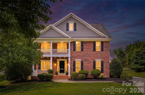 1416 Shade Tree Court pending home in Lindenwood, Matthews, NC