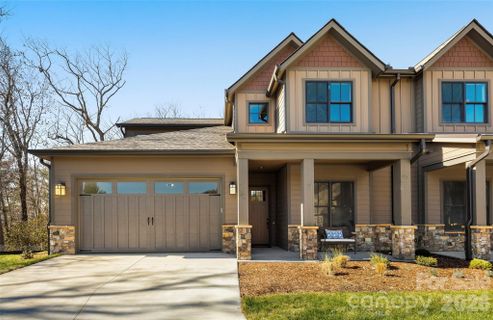 79 Chimney Chase Trail pending home in Champion Hills, Hendersonville, NC