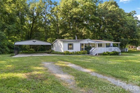 Homes in Windsong Forest, Gastonia