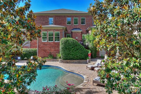 626 Pomegranate Place active home in Baxter Village, Fort Mill, SC