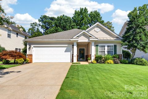 136 Rose Tree Lane pending home in English Trails, Fort Mill, SC