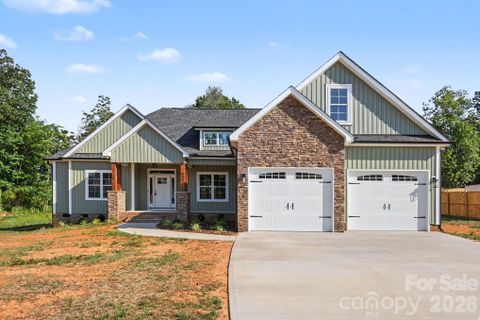 402 Dorothy Drive