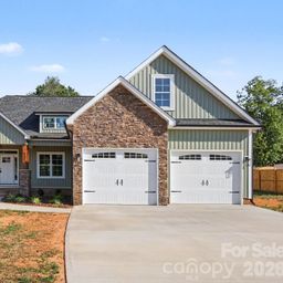 402 Dorothy Drive