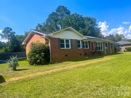 14 Hamden Circle
