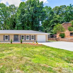 2173 Ridgewood Drive