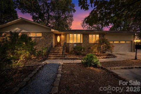 203 Ewing Drive