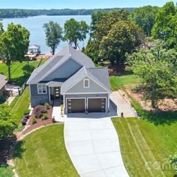 4293 Harbor Lane