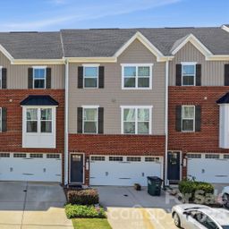 2534 Grantham Place Drive