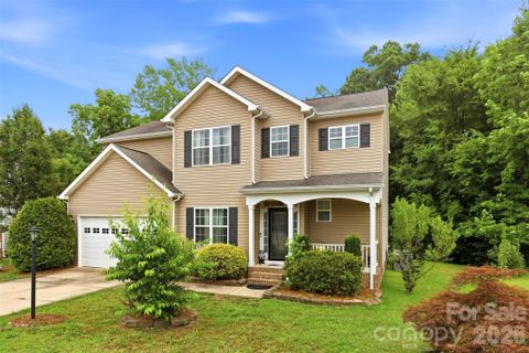 4550 Chestwood Court active home in Norwood Ridge, Rock Hill, SC