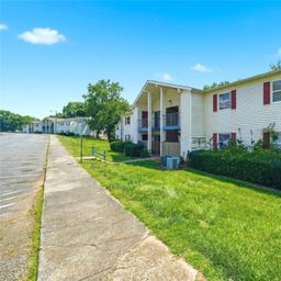 7984 Shady Oak Trail