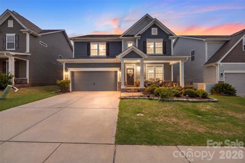 1016 Arbury Way