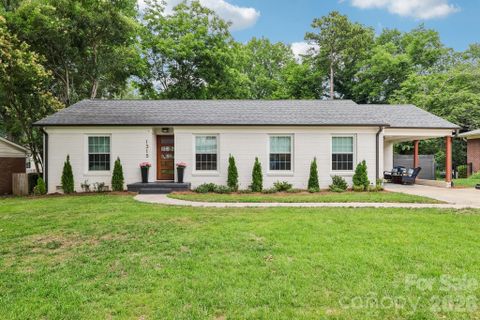 1315 Holmes Drive