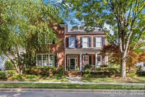 2436 Commons Court active home in Baxter Village, Fort Mill, SC
