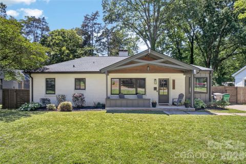 1721 Merry Oaks Road pending home in Merry Oaks, Charlotte, NC