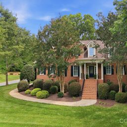 1016 Firethorne Club Drive
