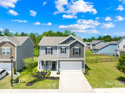 8131 Jonagold Lane active home in Orchard Creek, Charlotte, NC