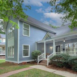 2000 Victorian Place