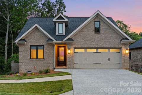 5106 Silver Trace Lane active home in The Springs At Westport Club, Denver, NC