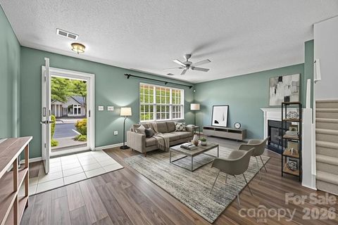 15066 Deshler Court pending home in Bennington Place, Charlotte, NC
