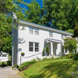 18 Robinwood Avenue
