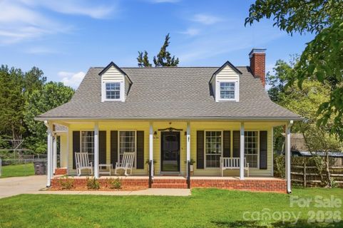 2634 Cherokee Court