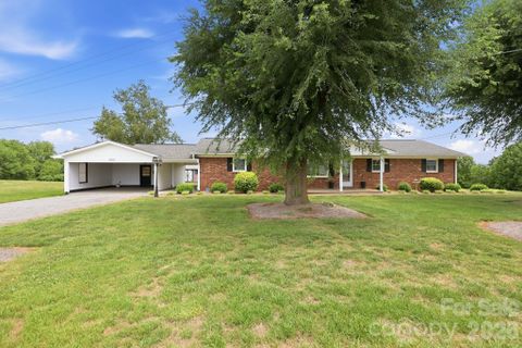 1913 Nebo Road