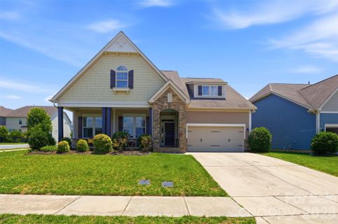 1042 Thessallian Lane pending home in Bonterra, Indian Trail, NC
