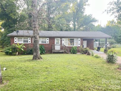 1174 Stanley Drive sold home in Sunset Park, Rock Hill, SC