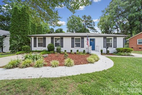 4919 Seacroft Road active home in Madison Park, Charlotte, NC