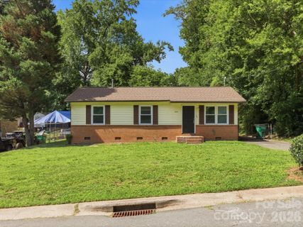 Homes in Springfield, Charlotte