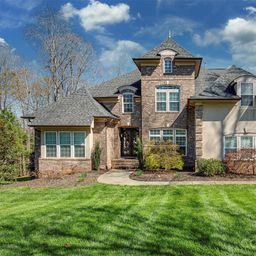 7209 Yellowhorn Trail