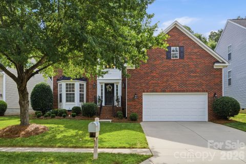 2117 Lord Proprietor Lane pending home in Lawson, Waxhaw, NC