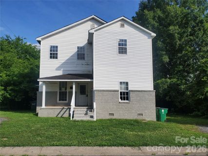 Homes in Hoskins, Charlotte