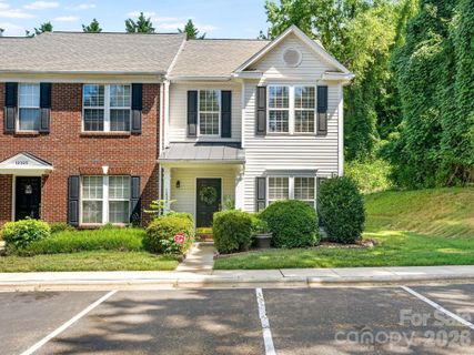 12327 Jessica Place active home in Prosperity Village, Charlotte, NC