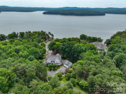 2375 Southpoint Lane